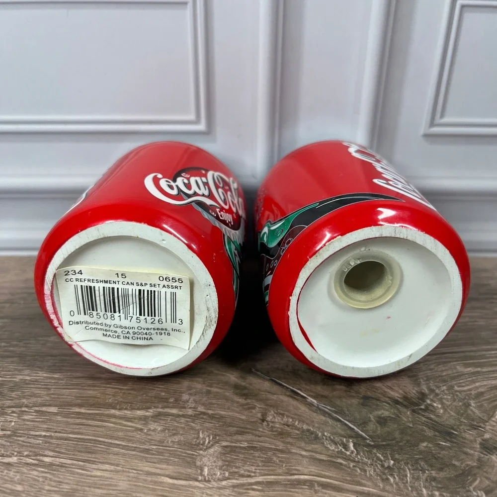 Vintage 2002 Coca-Cola Salt & Pepper Shakers‎ Red Ceramic Soda Can Gibson Set